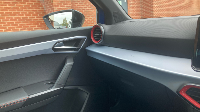 SEAT Arona 1.0 TSI 110 FR Sport 5dr Petrol Hatchback